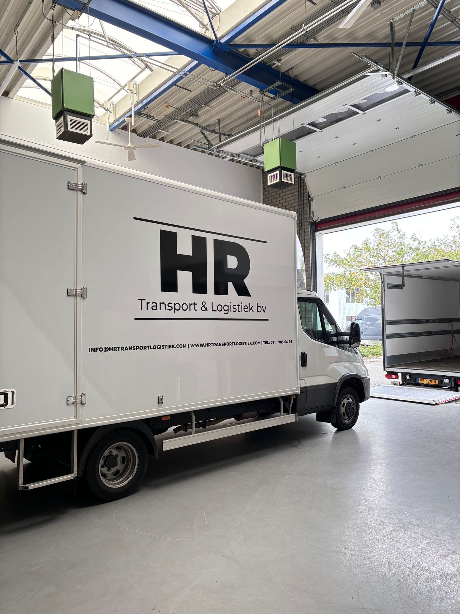 HR Transport vrachtwagen in laadruimte